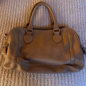 Audrey Brooke nude/pink leather bag with chain strap